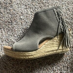 Minnetonka Wedge Heels FESTIVAL READY